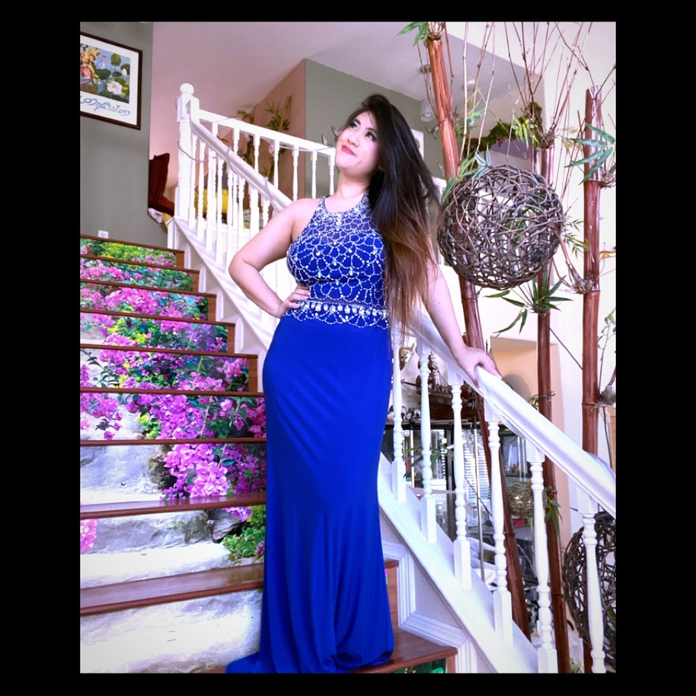 Beautiful sequined long dress for sale new w/tags!